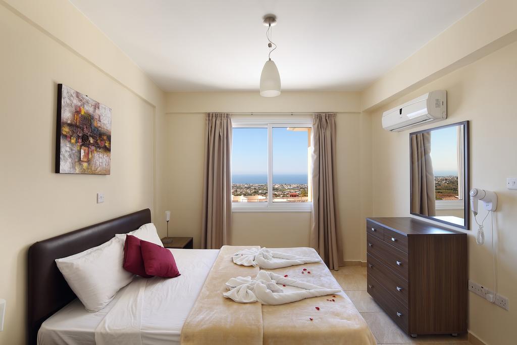 Club St. George (Adults Only) Aparthotel Tremithousa Bagian luar foto