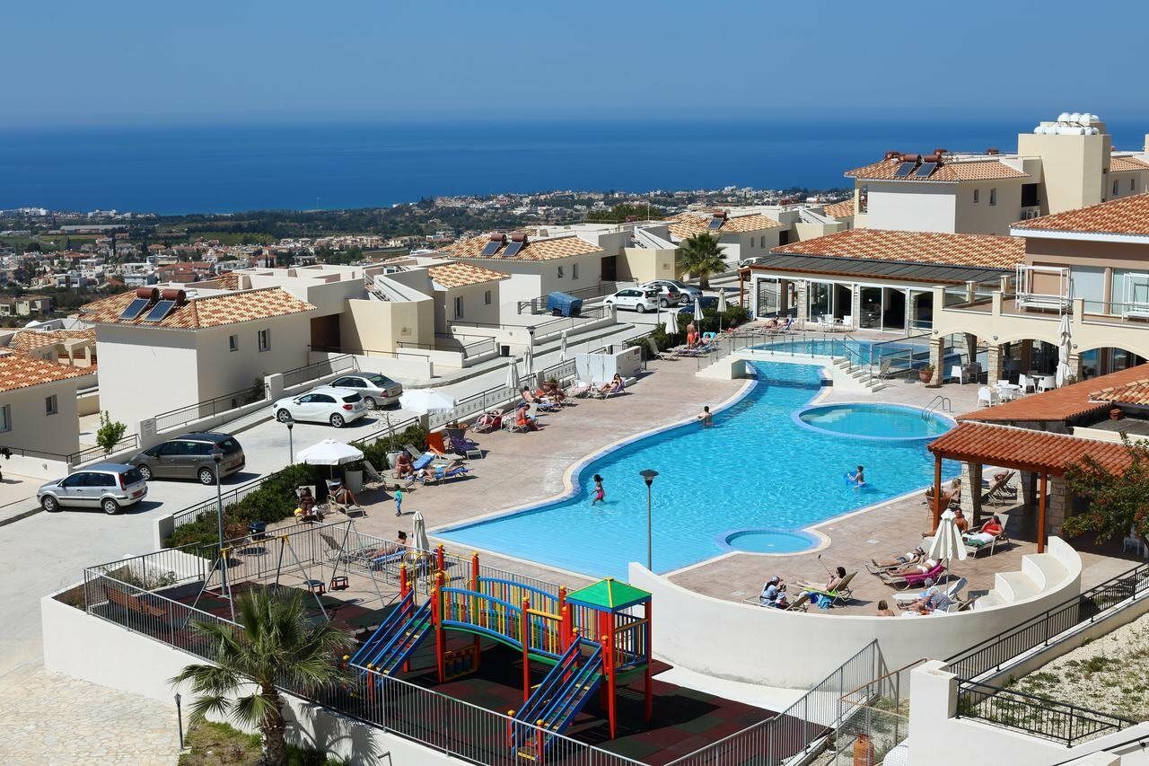 Club St. George (Adults Only) Aparthotel Tremithousa Bagian luar foto